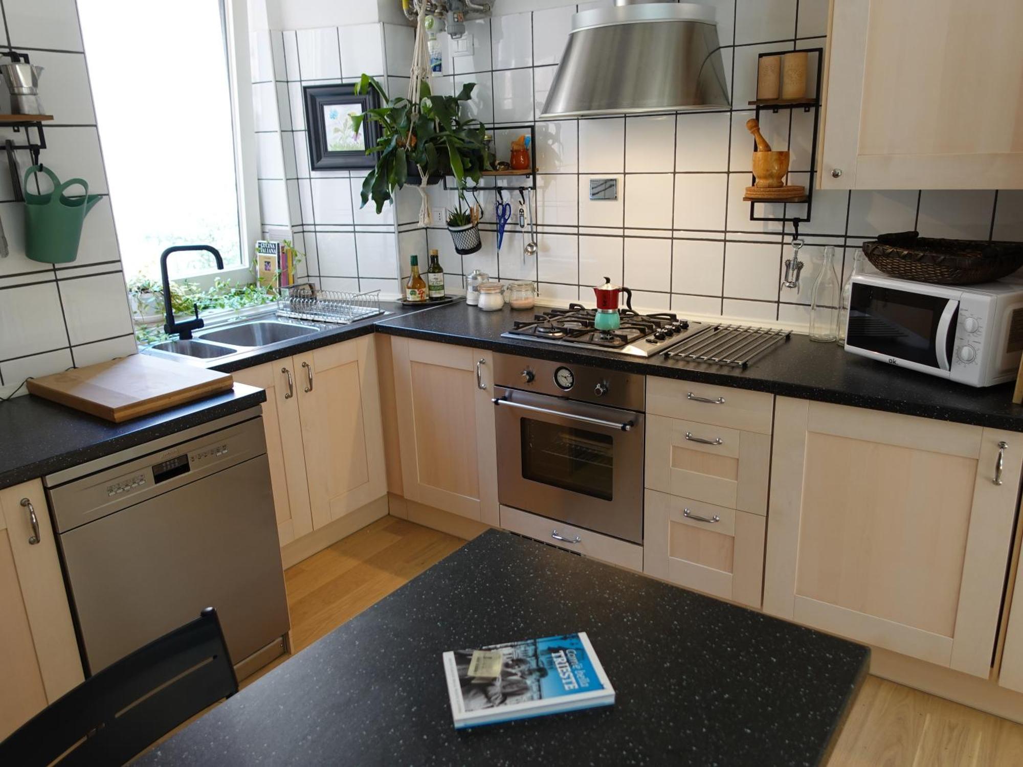 Cavana Cosy Apartment With Garden Near The Sea Terst Exteriér fotografie
